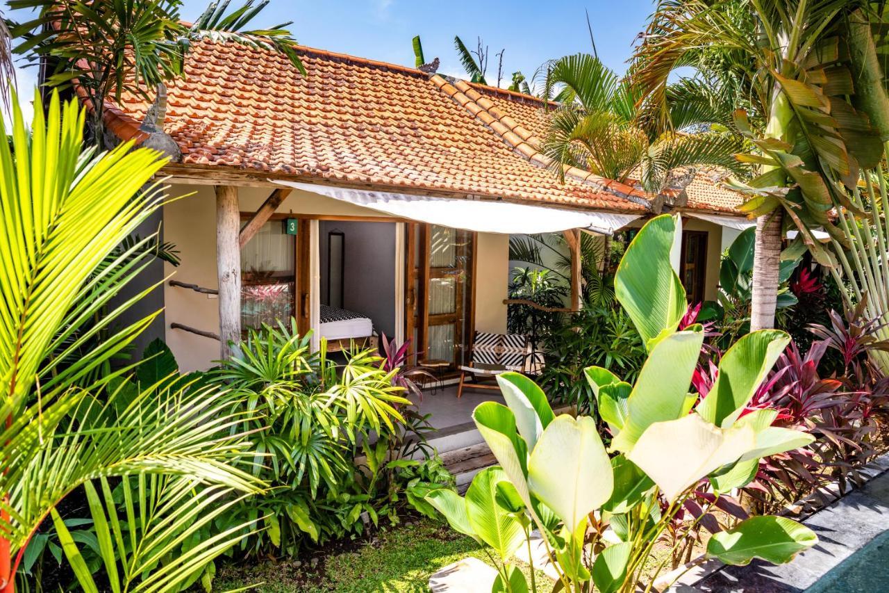 Seaside Tribe - Boutique Surf Stay & Retreat Tanah Lot  Luaran gambar