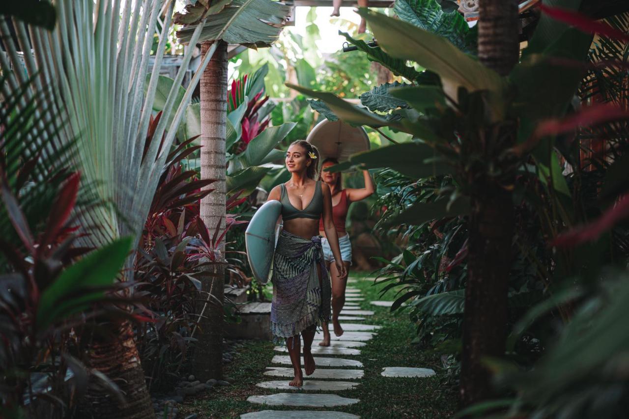 Seaside Tribe - Boutique Surf Stay & Retreat Tanah Lot  Luaran gambar