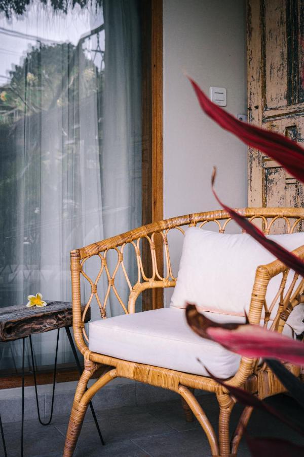 Seaside Tribe - Boutique Surf Stay & Retreat Tanah Lot  Luaran gambar